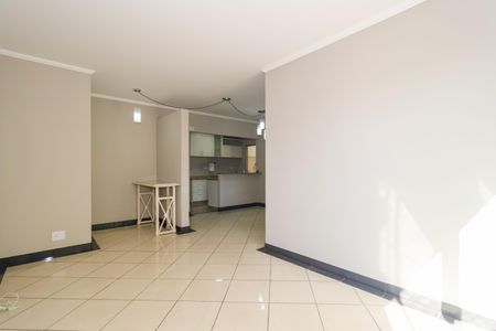 Apartamento para alugar com 72m², 2 quartos e 1 vagaSala