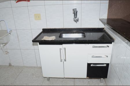 Apartamento à venda com 50m², 2 quartos e 1 vagaCozinha - Torneira