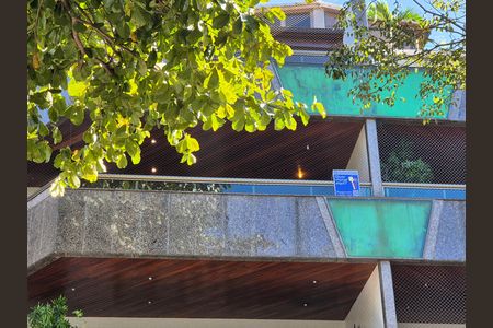 Apartamento para alugar com 109m², 3 quartos e 2 vagas Apartamento para alugar com 109m², 3 quartos e 2 vagasPlaca