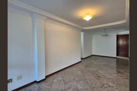 Apartamento para alugar com 109m², 3 quartos e 2 vagas Apartamento para alugar com 109m², 3 quartos e 2 vagasSala
