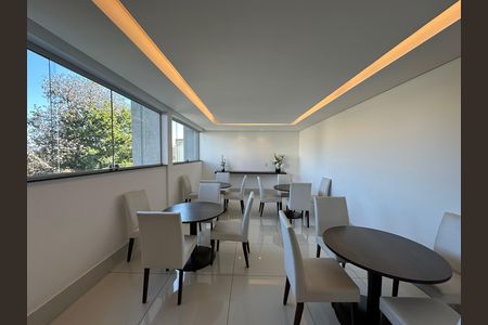 Apartamento para alugar com 80m², 3 quartos e 2 vagas