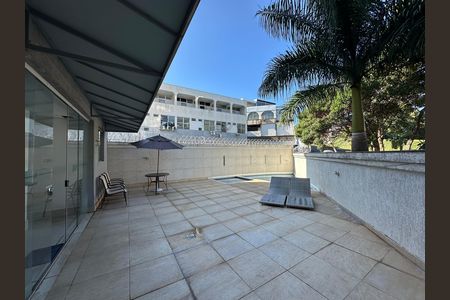Apartamento para alugar com 80m², 3 quartos e 2 vagas