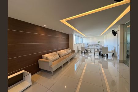 Apartamento para alugar com 80m², 3 quartos e 2 vagas