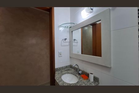 Apartamento à venda com 170m², 3 quartos e 3 vagasBanheiro Social