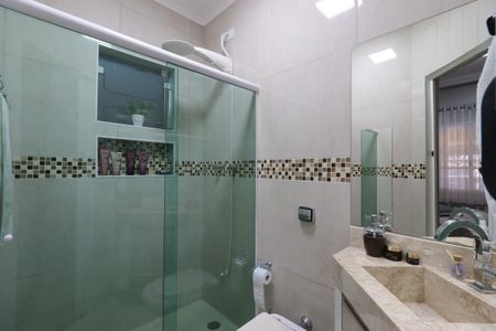 Casa à venda com 145m², 2 quartos e 2 vagasBanheiro da Suíte