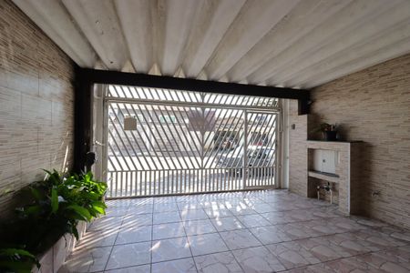 Casa à venda com 145m², 2 quartos e 2 vagasGaragem