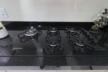 Casa à venda com 145m², 2 quartos e 2 vagasCozinha - Cooktop