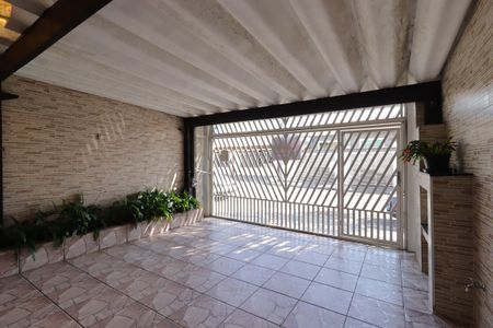 Casa à venda com 145m², 2 quartos e 2 vagasGaragem