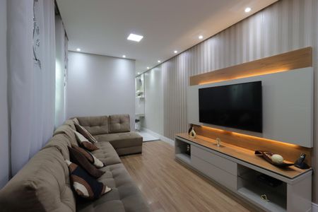 Casa à venda com 145m², 2 quartos e 2 vagasSala