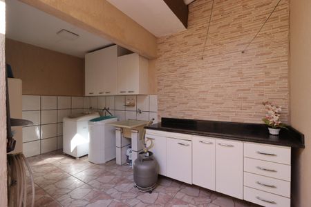 Casa à venda com 145m², 2 quartos e 2 vagasÁrea de Serviço