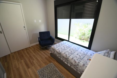 Casa de condomínio à venda com 229m², 3 quartos e 4 vagasQuarto Suíte 2