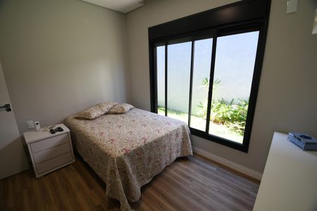 Casa de condomínio à venda com 229m², 3 quartos e 4 vagasQuarto Suíte 1