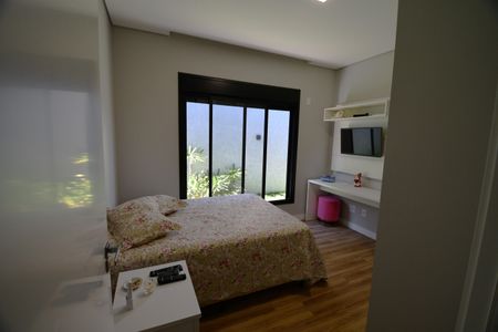 Casa de condomínio à venda com 229m², 3 quartos e 4 vagasQuarto Suíte 1