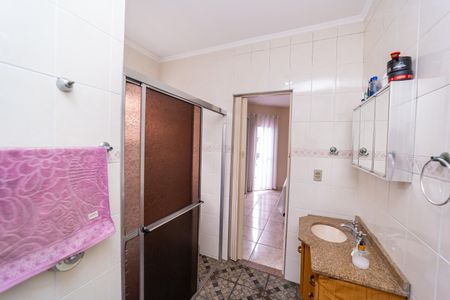 Casa à venda com 160m², 3 quartos e 3 vagas Casa à venda com 160m², 3 quartos e 3 vagasBanheiro da Suíte