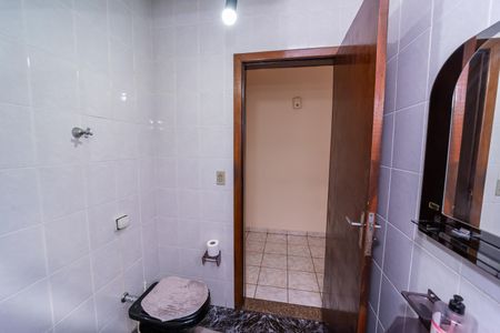 Casa à venda com 160m², 3 quartos e 3 vagas Casa à venda com 160m², 3 quartos e 3 vagasLavabo