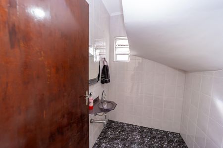 Casa à venda com 160m², 3 quartos e 3 vagas Casa à venda com 160m², 3 quartos e 3 vagasLavabo