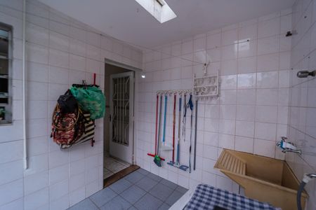 Casa à venda com 160m², 3 quartos e 3 vagas Casa à venda com 160m², 3 quartos e 3 vagasÁrea de Serviço