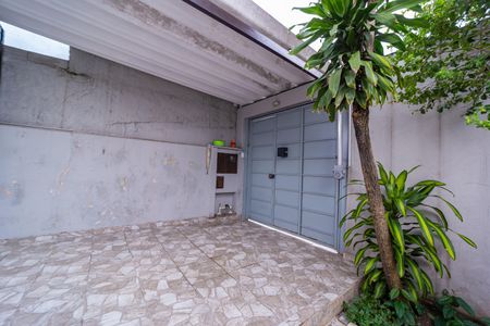Casa à venda com 160m², 3 quartos e 3 vagas Casa à venda com 160m², 3 quartos e 3 vagasGaragem