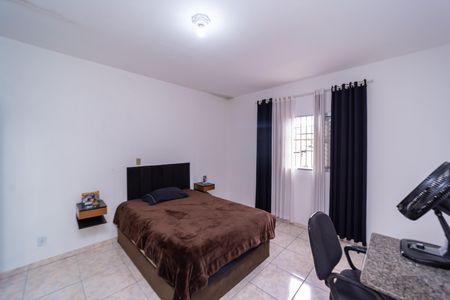 Casa à venda com 160m², 3 quartos e 3 vagas Casa à venda com 160m², 3 quartos e 3 vagasQuarto 1