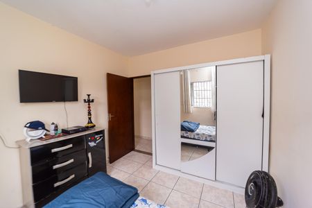 Casa à venda com 160m², 3 quartos e 3 vagas Casa à venda com 160m², 3 quartos e 3 vagasQuarto 2