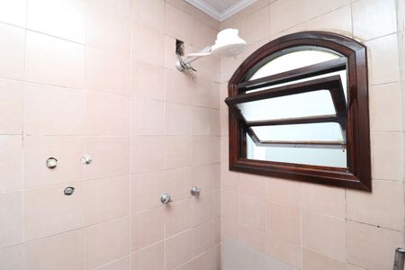 Casa para alugar com 503m², 3 quartos e 2 vagasBanheiro de serviço