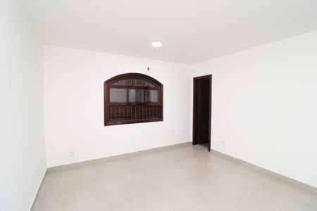 Casa para alugar com 503m², 3 quartos e 2 vagasSuíte