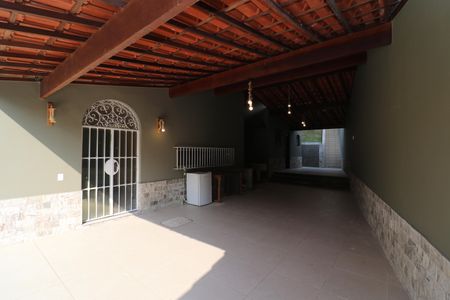 Casa para alugar com 503m², 3 quartos e 2 vagasÁrea externa