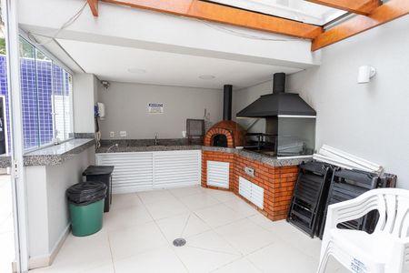 Apartamento à venda com 56m², 3 quartos e 1 vaga Apartamento à venda com 56m², 3 quartos e 1 vagaÁrea comum - Churrasqueira