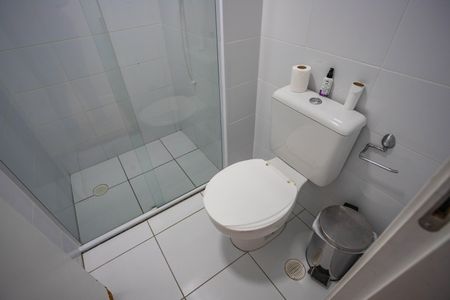 Apartamento à venda com 56m², 3 quartos e 1 vaga Apartamento à venda com 56m², 3 quartos e 1 vagaBanheiro