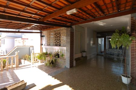 Casa à venda com 180m², 3 quartos e 1 vagaQuintal