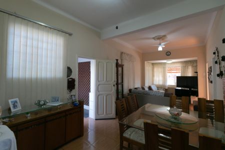 Casa à venda com 180m², 3 quartos e 1 vagaSala de Jantar