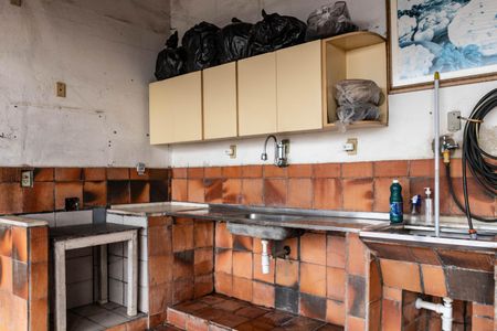 Casa à venda com 700m², 3 quartos e 4 vagasÁrea de Serviço