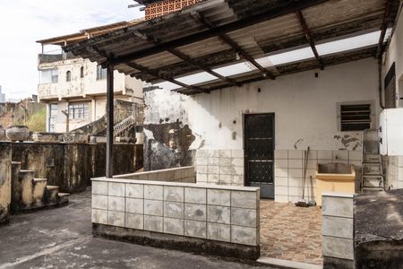 Casa à venda com 700m², 3 quartos e 4 vagasCasa 2 Área de serviço