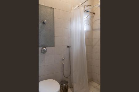 Casa à venda com 700m², 3 quartos e 4 vagasCasa 2 Banheiro