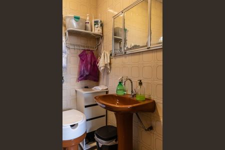 Casa à venda com 700m², 3 quartos e 4 vagasBanheiro da Suíte