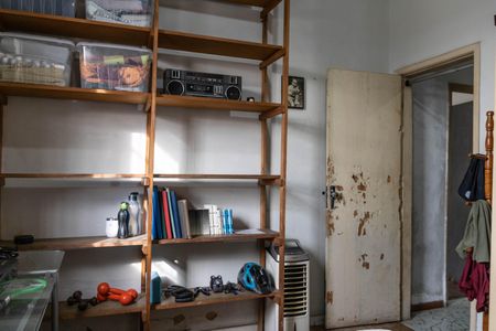 Casa à venda com 700m², 3 quartos e 4 vagasCasa 2 Quarto 2