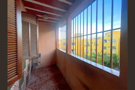 Casa à venda com 150m², 2 quartos e 1 vagaVaranda