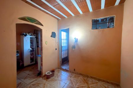 Casa à venda com 150m², 2 quartos e 1 vagaSala