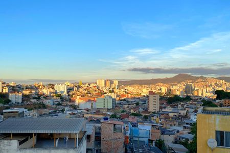 Casa à venda com 150m², 2 quartos e 1 vagaCobertura