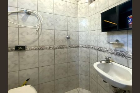 Casa à venda com 150m², 2 quartos e 1 vagaBanheiro 1