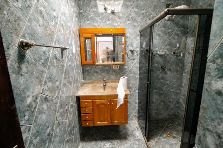 Casa à venda com 300m², 2 quartos e 6 vagas Casa à venda com 300m², 2 quartos e 6 vagasBanheiro