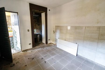 Casa à venda com 300m², 2 quartos e 6 vagas Casa à venda com 300m², 2 quartos e 6 vagasSala 2