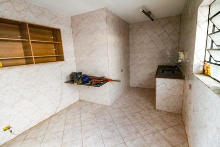 Casa à venda com 300m², 2 quartos e 6 vagas Casa à venda com 300m², 2 quartos e 6 vagasCozinha