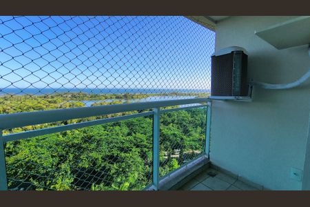 Apartamento à venda com 130m², 3 quartos e 2 vagas Apartamento à venda com 130m², 3 quartos e 2 vagasVaranda da Suíte 2