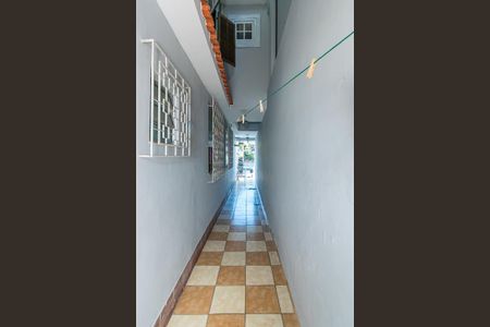 Casa para alugar com 320m², 4 quartos e 2 vagasÁrea de serviço - Acesso lateral