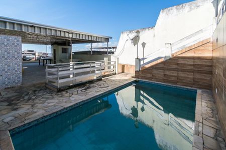 Casa para alugar com 320m², 4 quartos e 2 vagasPiscina