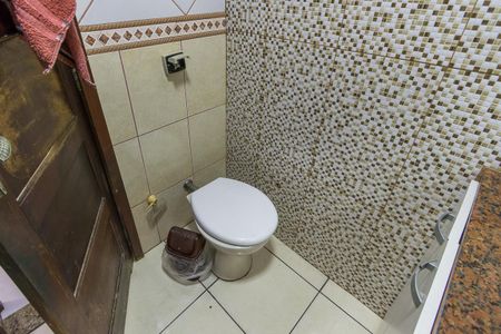 Casa para alugar com 320m², 4 quartos e 2 vagasBanheiro Social