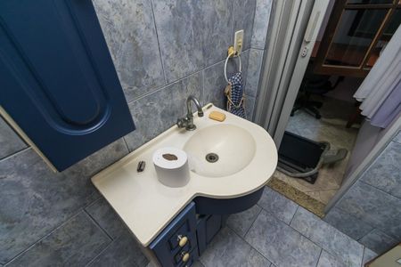 Casa para alugar com 320m², 4 quartos e 2 vagasLavabo