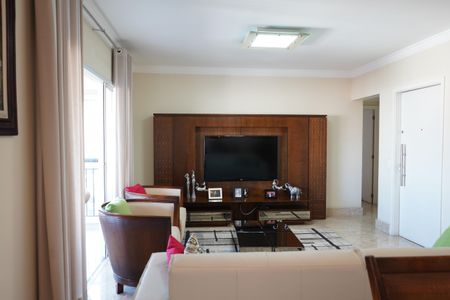 Apartamento à venda com 179m², 4 quartos e 3 vagasSala