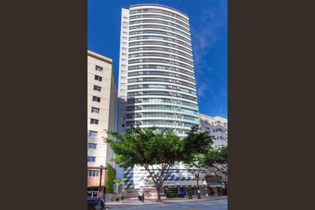 Apartamento para alugar com 67m², 2 quartos e 1 vagaFachada